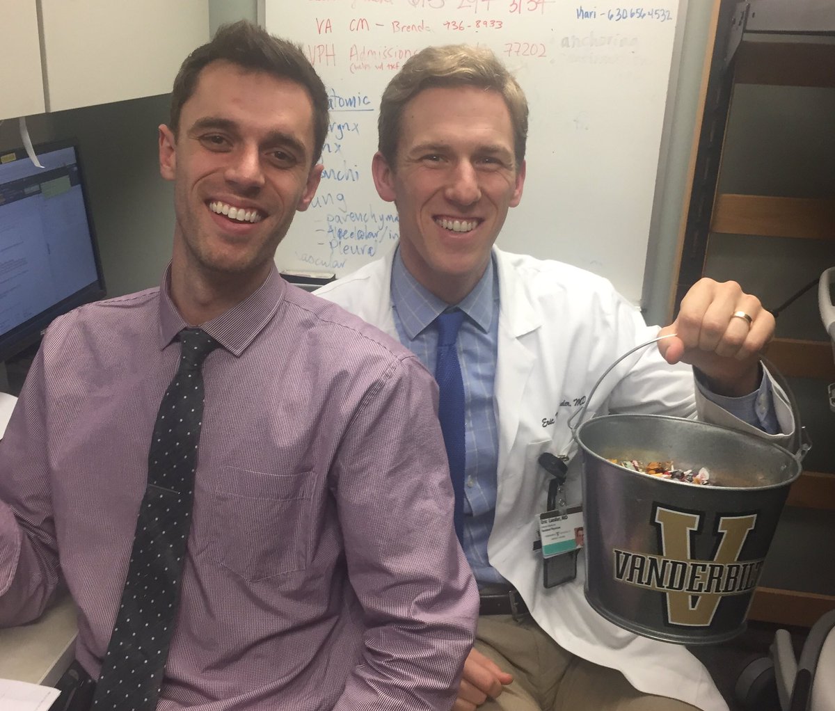 BGriebMD's tweet photo. Big day for @VUMCMedicineRes #CandyRounds: a new bucket! Iβll be taking nominations for the name of the bucket (or the rounds). Thanks team for all the amazing work you do!!! @BipinSavani @DrJohnMcP https://t.co/0sD6MsZoUR