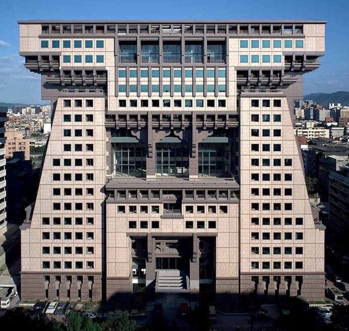 Hung Kuo Headquarters Building, Taipei, CY Lee, 1989