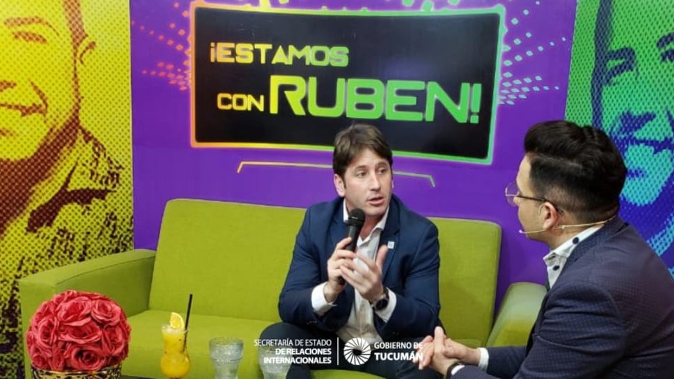 SERIE_Tucuman's tweet photo. El subsecretario de integración regional, lic. Mariano Fernández, dio una entrevista en el programa @estamosconruben de #AméricaTVTucumán, para hacer un balance de lo que fue la misión oficial encabezada por el gobernador @JuanManzurOK  en Estados Unidos.

#TucumánAlMundo https://t.co/TfmcZzUFDk