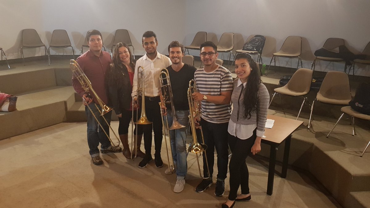 TromboneUnit's tweet photo. Colombia Tour 🇨🇴 - day 1
#trombone #tromboneunit https://t.co/G0yJa6FbFw