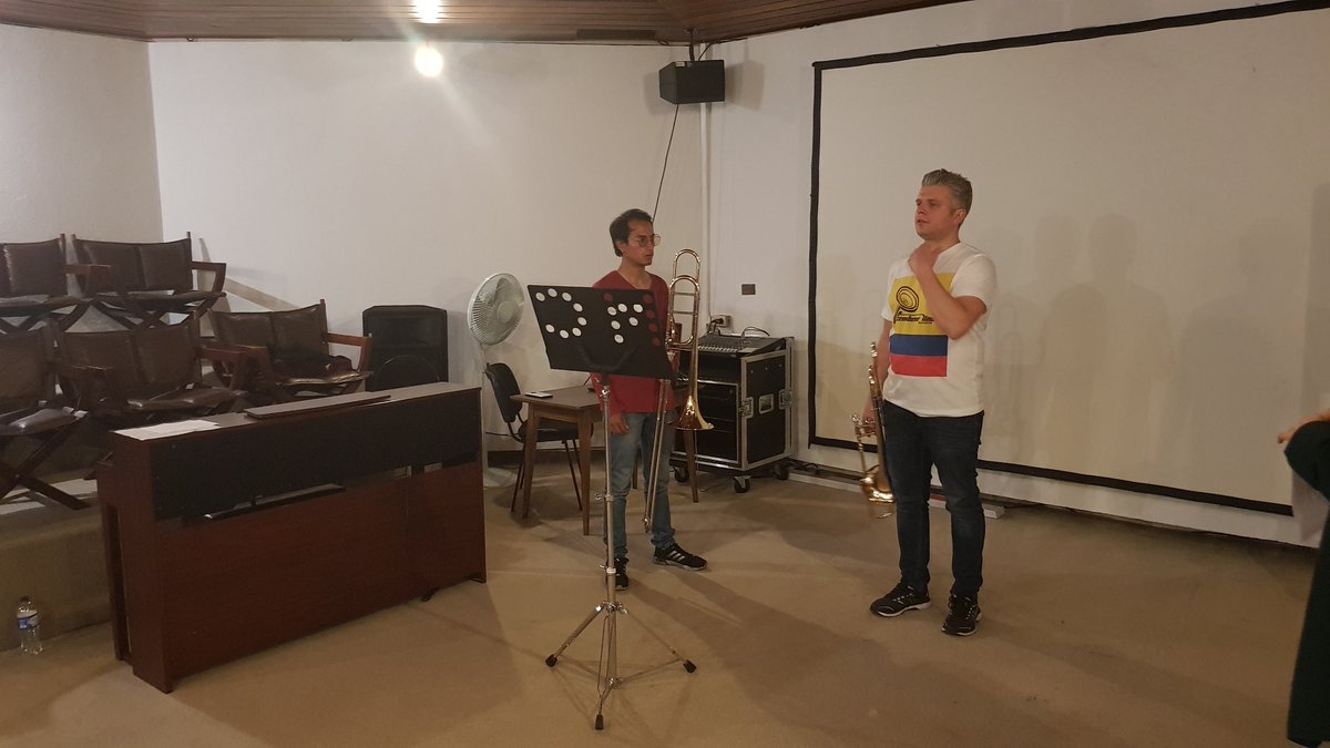TromboneUnit's tweet photo. Colombia Tour 🇨🇴 - day 1
#trombone #tromboneunit https://t.co/G0yJa6FbFw