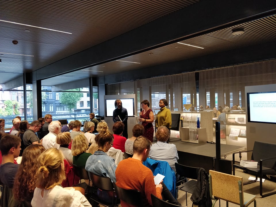 BrinkmanInge's tweet photo. Last Wednesday: Afrikaanse Letterkunde Centraal.
With:
Melat Gebeyaw Nigussie, Sibo Kanobana, Dahlia Pessemiers-Benamar, Sandra Carolina Delgadillo Porcel, Chokri Ben Chikha, Riana Scheepers, Pépite Blues and Africa Book Link.
And 100 other people... https://t.co/ky6TtIdXzx