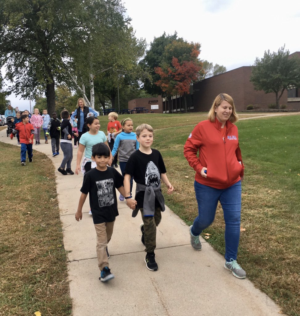 nicksofio's tweet image. Super successful Walk a Thon for our Lakeview school community. Huge thanks to LESO and all of our volunteers who helped make the day special for our students!  #LKCanDoKids #ALASConnectED