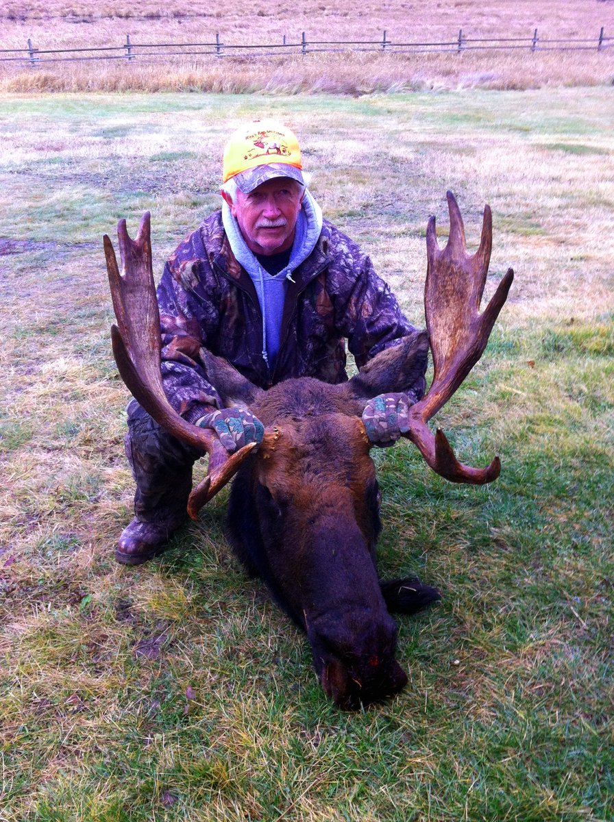 WildlifeBCHunt's tweet image. 4th #Hunter Free #Sale on Select 2020 #MooseHunts, Sale Prices Expire October 31, 2019 - #Book Now! Call Jen 1-305-849-0360