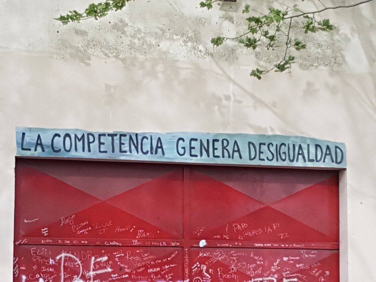 Manuel Adorni tweet media