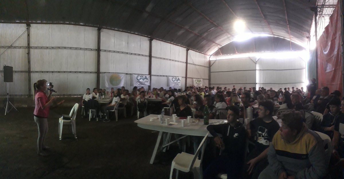 <a href="/Coop_lajuanita/">Coop La Juanita</a> #SilviaFlores en #7DiaaCampo organizado x <a href="/ateneosrl/">Ateneo S.R. Leones</a> con alumnos del secundario de Leones.