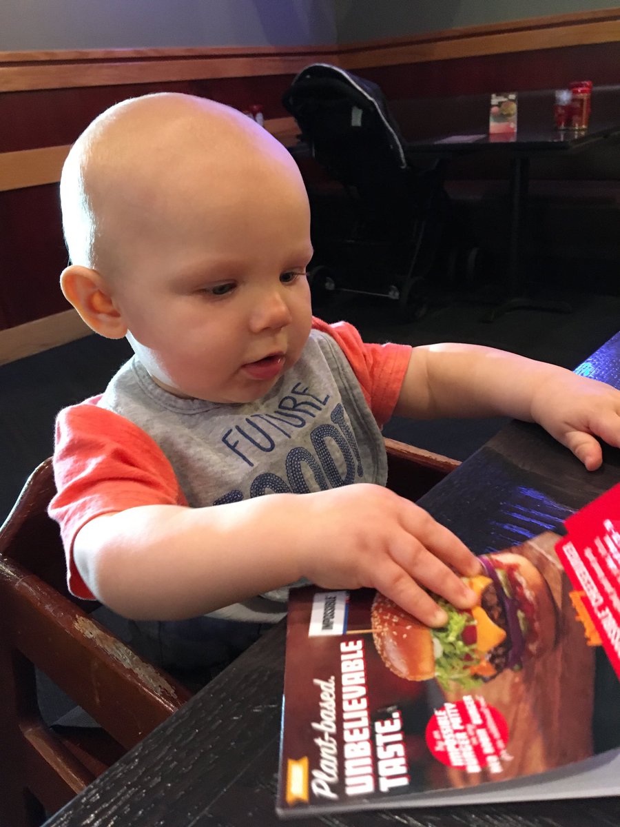 ZachLVRG's tweet photo. Already his favorite place to eat! #LVRGFunAF https://t.co/7IB317YL5M