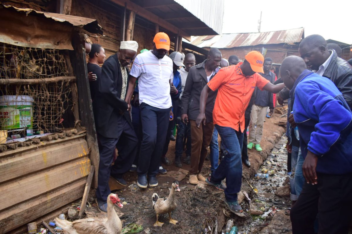 KingFredAsira's tweet photo. @TheODMparty candidate Imran Okoth in the company of our party SG as they engaged the members of Borana community in Moyale Ndogo Lindi ward.
#VoteForImran
#KibraNiODM https://t.co/amy0QElsx2
