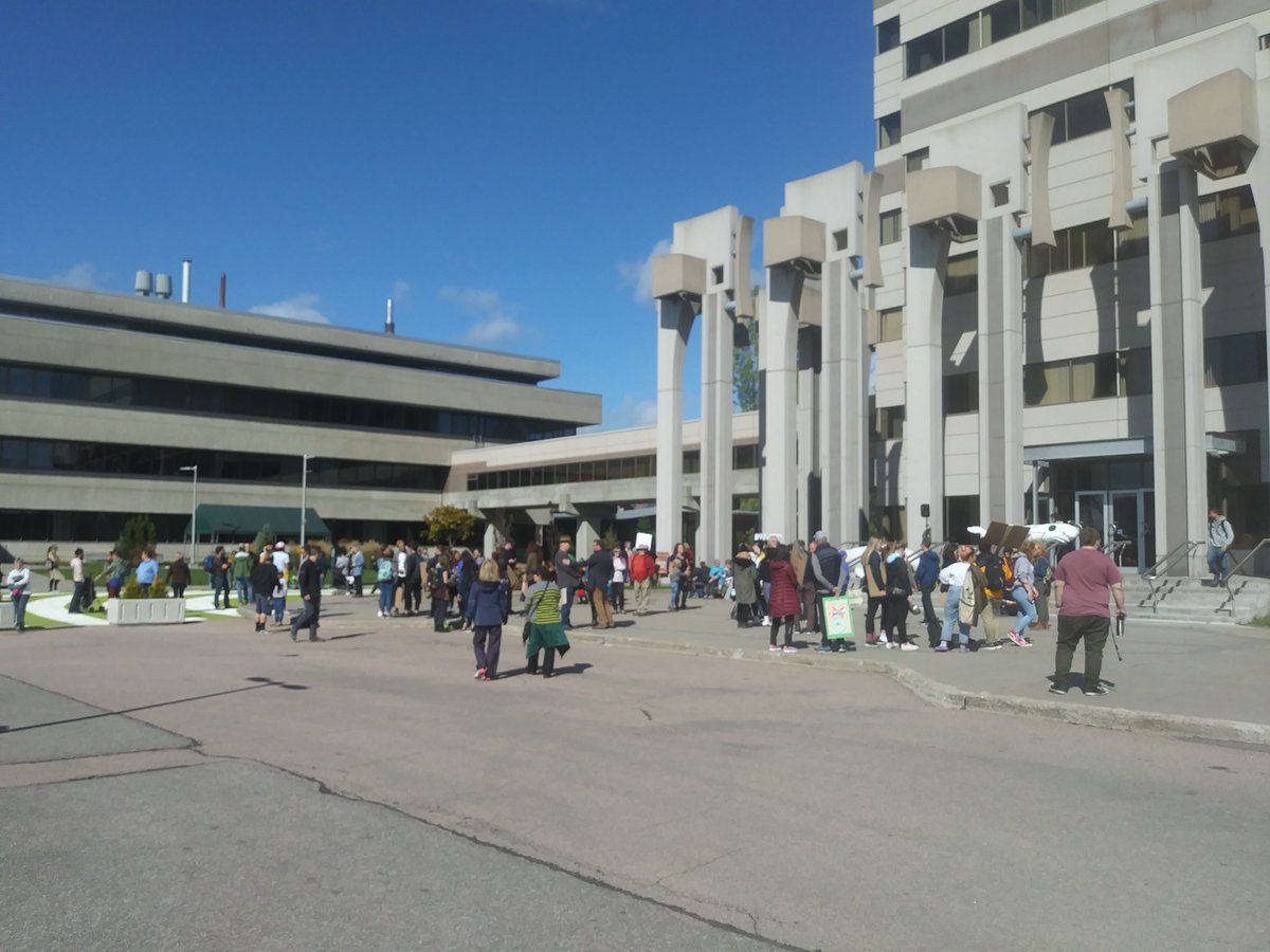 La marche pour le climat s'organise à #UQAC #MarchePourLeClimat. #UrgenceClimatique #saglac