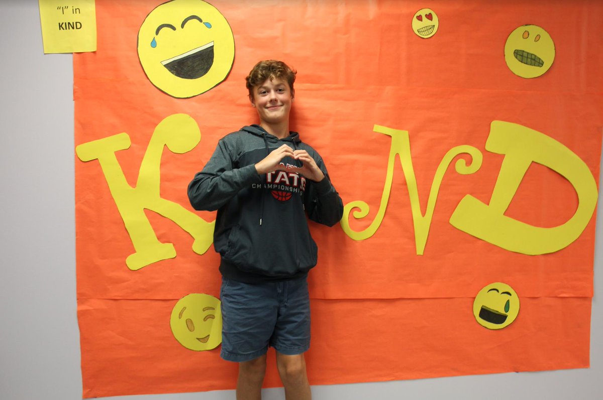 BCMSBison's tweet photo. This week BCMS celebrated “Start with Hello Week” as part of the Sandy Hook Promise to help raise awareness about social isolation and how to prevent it.
Prime Time Intro Video: 
https://t.co/DDIWYn4gmJ
Creating a human chain video: https://t.co/LMe4boKd1w https://t.co/OL83lSU2k0