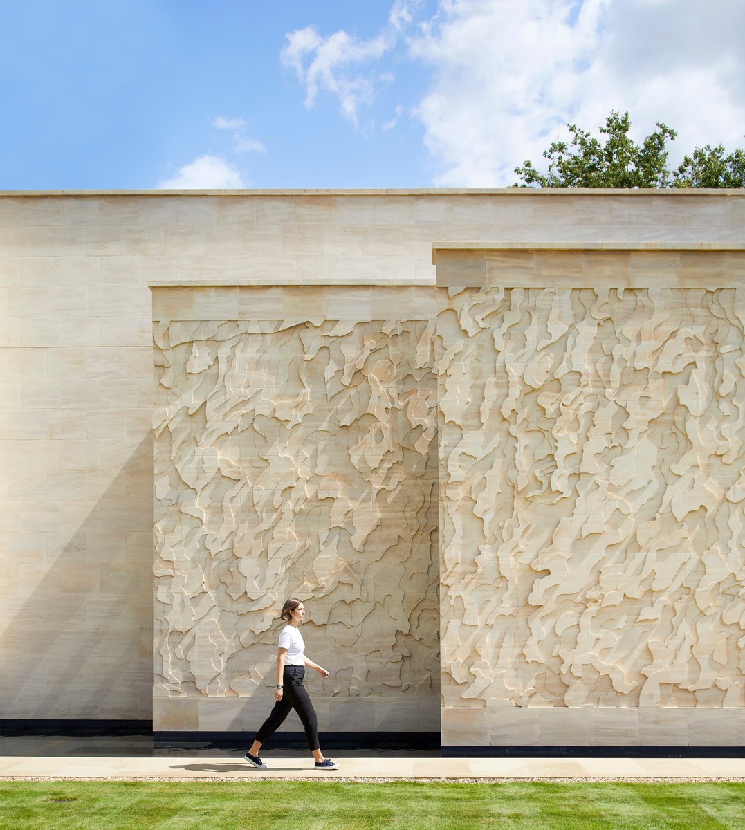 WW_Architects's tweet photo. Wonderful to work in stone with artist, Susanna Heron, to extend one of the most celebrated examples of Baroque architecture in Britain. Find out more in @artdaily: https://t.co/qiN5J8x8rY #art #stone #architecture #library #heritage #wrightandwright https://t.co/dGeBiDE7JJ