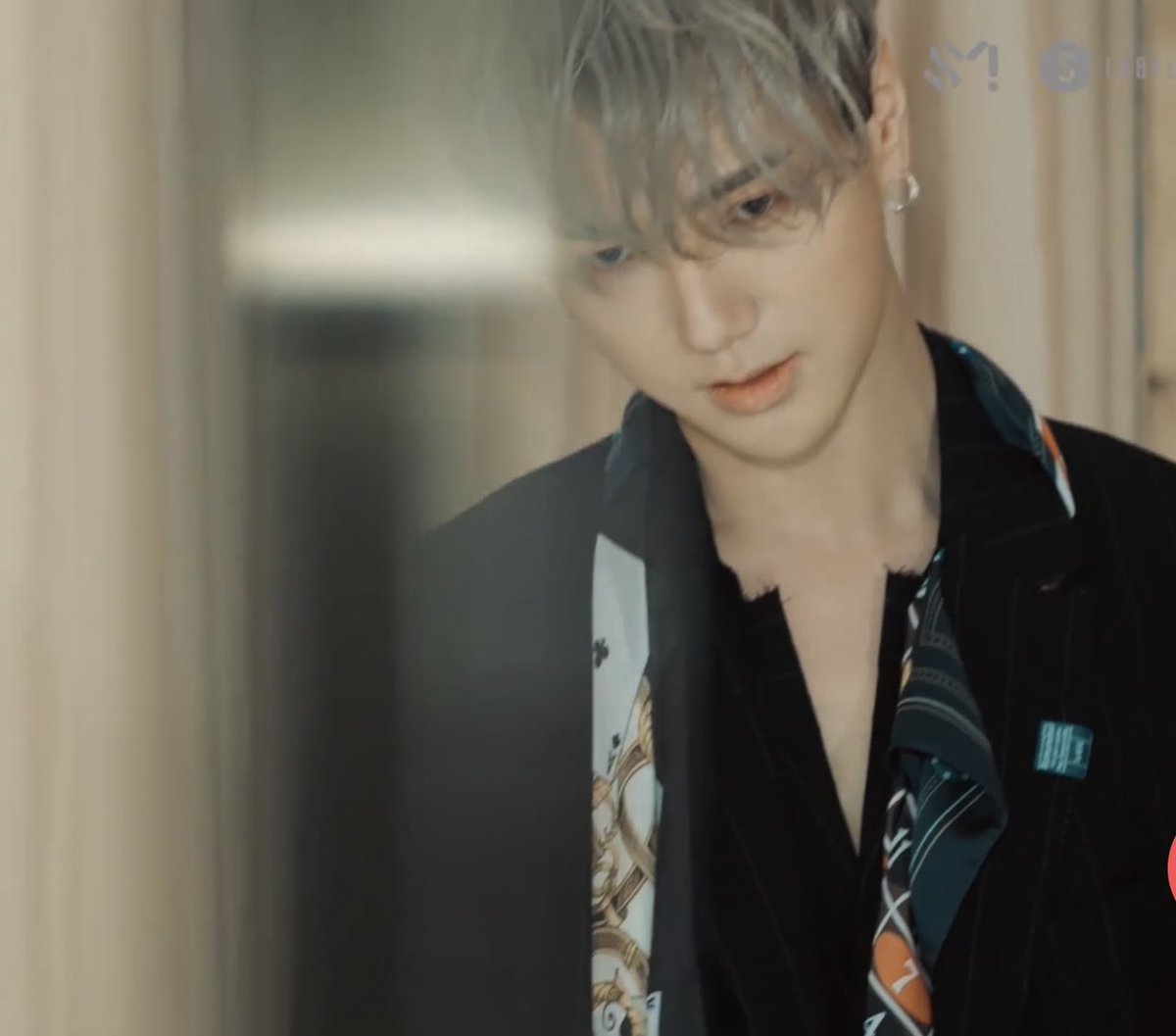 MelissaLovesSJ's tweet photo. No matter how incredibly handsome the other boys look in this comeback, no one can top Yesung’s look. He’s is absolutely stunning! 😍
@shfly3424 
#SUPERJUNIOR #TheCrown #Time_Slip @SJofficial https://t.co/VPuDrLWqHa