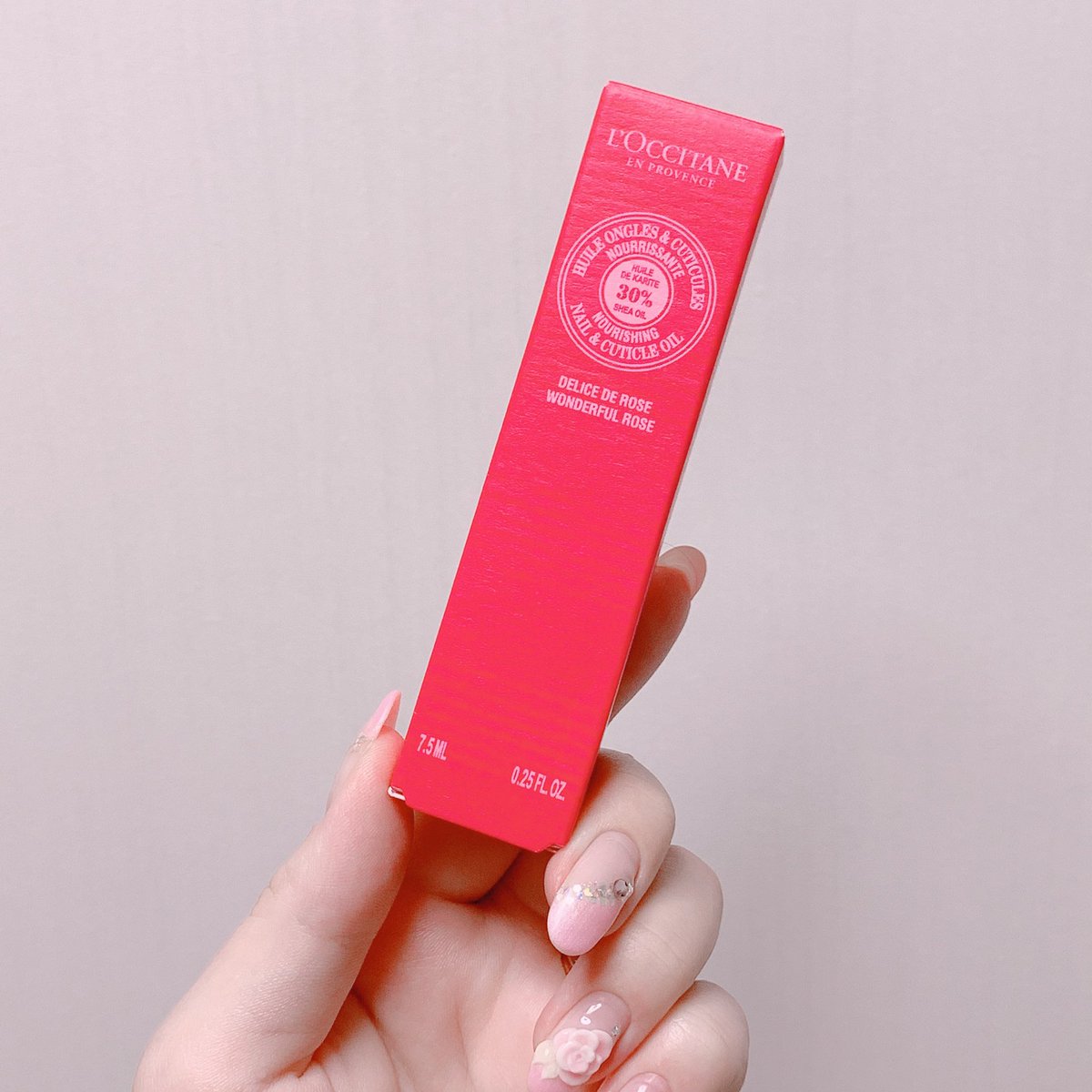 ココアみかん ロクシタン L Occitane シア ネイルオイル ローズ 7 5ml Opiのプロスパ オイルトゥゴーに近い使用感 使いやすいしデザインが可愛い