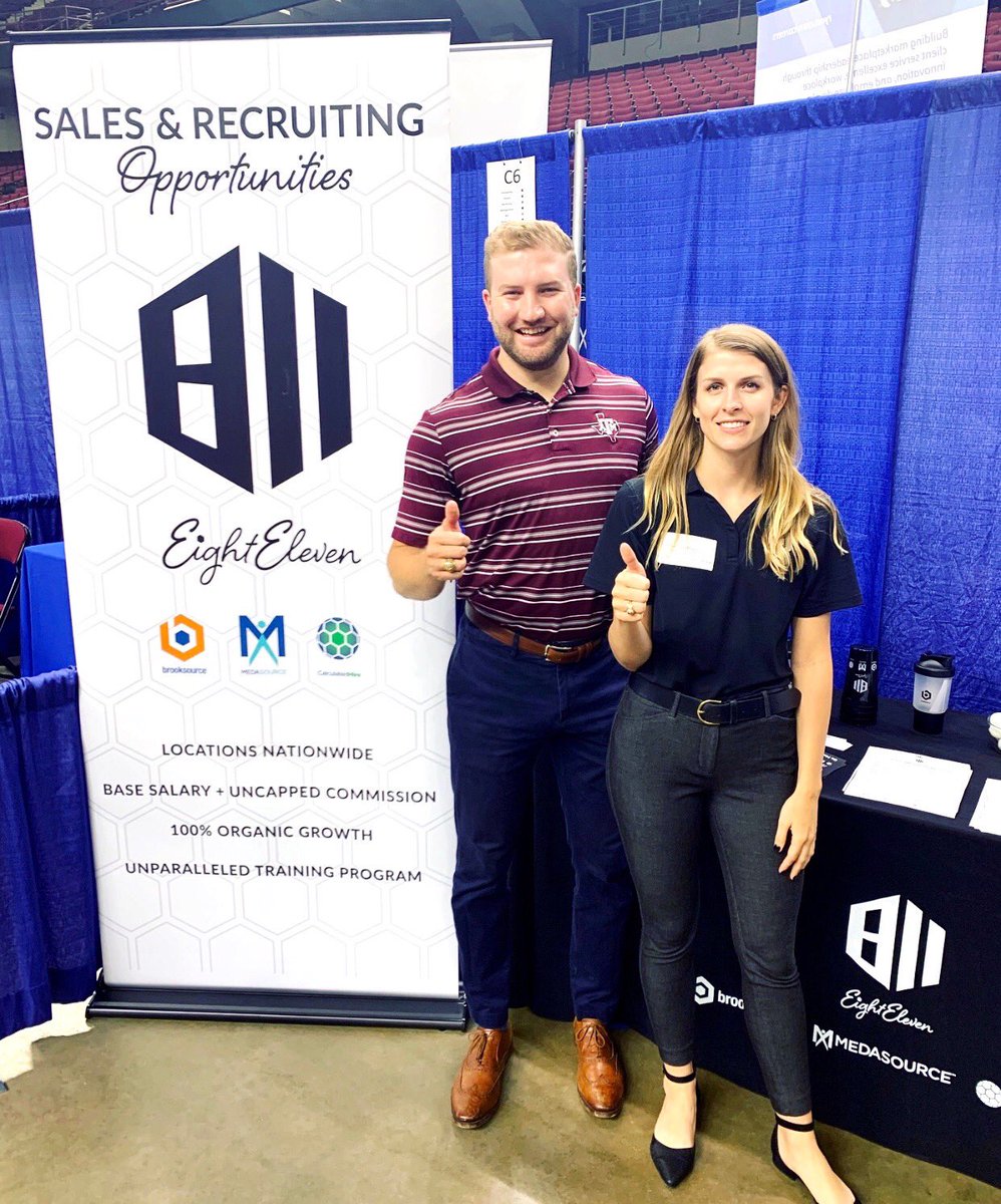 BrooksourceATX's tweet image. What. A. Week! From celebrating our past month’s top performers out on Lake Travis🏄🏽‍♂️, to kicking off career fair season! 📈 Huge shout out to all the amazing people we met at HackerX, TAMU and UT. You guys rock! 🤙🏽🚀#bememorable2019 #collegegrads #HookEmBaby #GigEmAggies