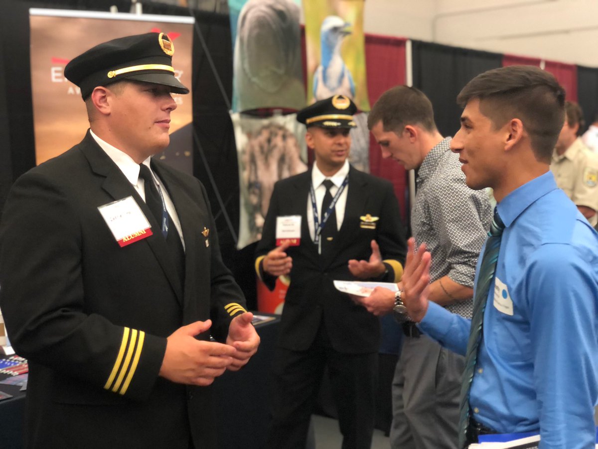 EndeavorAir's tweet photo. We’re on the ground at the @FloridaTech #AvitiationCareerFair. Exceptional opportunities await those who say #IFlyEDV! Learn more and apply today - https://t.co/gOYR3PQvxP #STEPInitiative https://t.co/wTeYSJb702