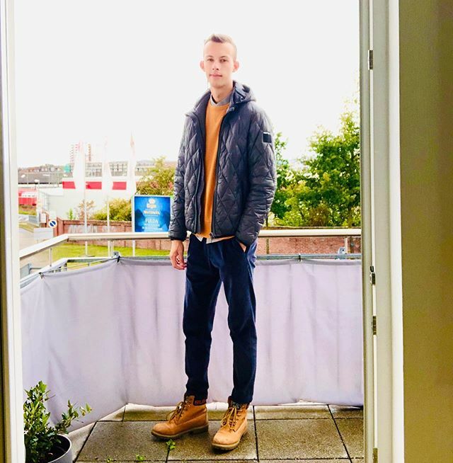 _jo_li_97's tweet photo. Passend zum Herbstlichen Wetter im perfektem Outfit.
#autumn #goodvibes #ilovemylife #outfitoftheday #outfitstyle #fashion #model #luxury #cord #orange https://t.co/epENptjEi2 https://t.co/ZIYJchKvUL