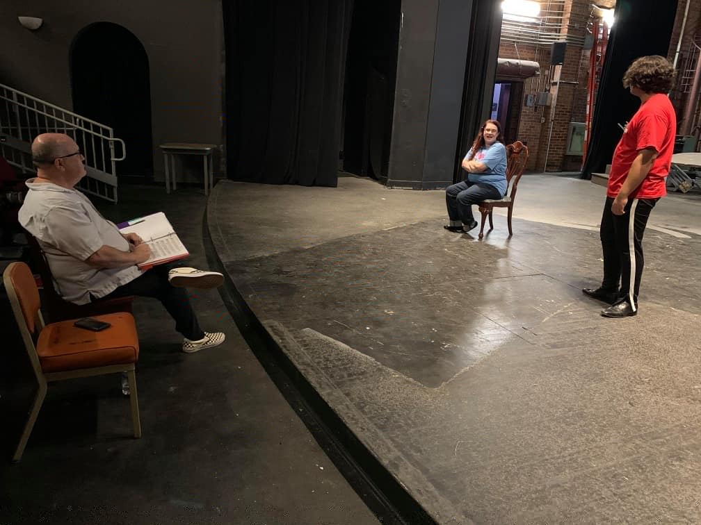 ullafayettevoix's tweet photo. "If music be the food of love, play on"-Shakespeare. #Musicaltheatre #vocalists #musicmajors #theatre #stage #showtunes #knowyourtext https://t.co/L9dsrmRiMw