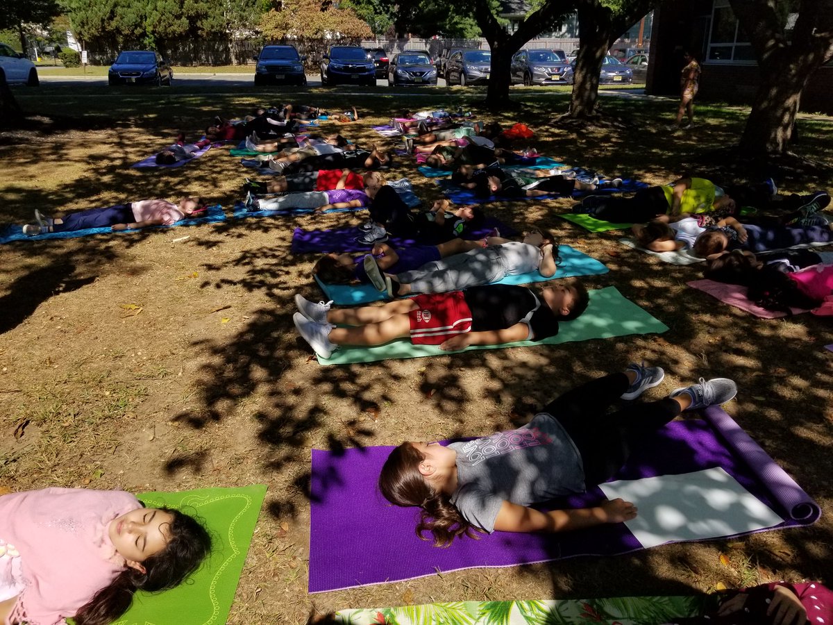 Lynda Essman tweet media