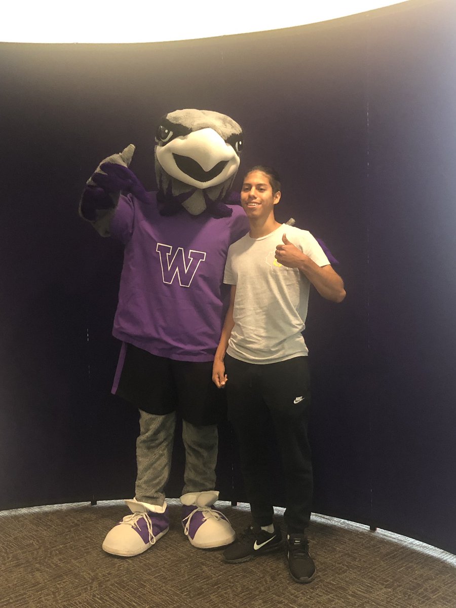 eterniti_21's tweet photo. Visiting the University of Wisconsin Whitewater with Gabriel Anthony. #WarhawkPD https://t.co/P5KPOCP4cA