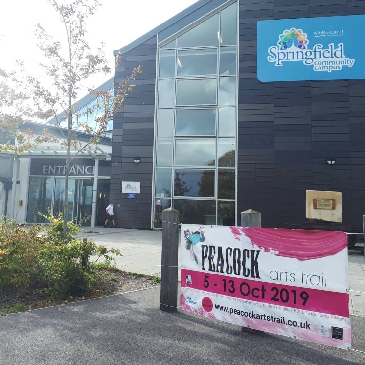 Today I put up our banner for the <a href="/peacocktrail/">Peacock Arts Trail</a>! 🎈
I will be exhibiting at <a href="/corshamcampus/">Springfield</a> with <a href="/TheBarkingHen/">BarkingHenJewellery</a> <a href="/ArtEnglefield/">Charlotte Englefield Art</a> &amp; @Kate Peters Prints. I'm also holding a bunch of silk painting workshops which you can book here nicoladaviscrafts.co.uk/workshops.html ❤#peacockarttrail #peacockarts