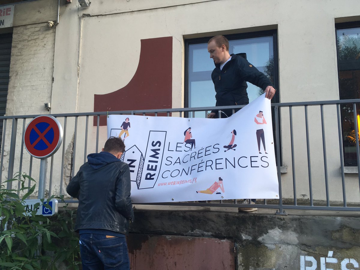 Ecribouille's tweet image. On enlève la dernière installation de #webinreims #dataparty, à bientôt !