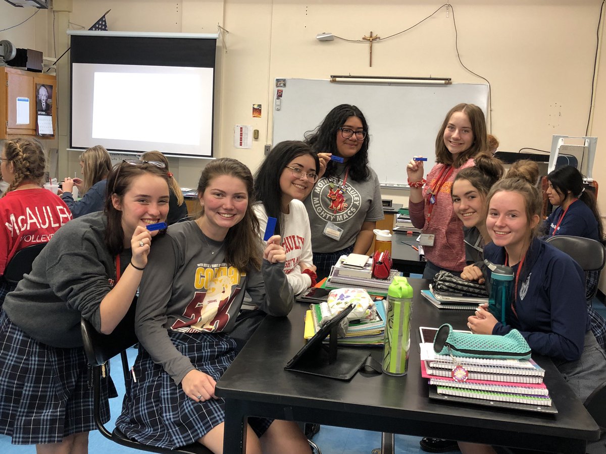 McAuleyMacs's tweet image. Students in Mr. Thomas’ Engineering Principles Class are using the 3D printer to make personalized key chains! Our Macs designed their key chains using SketchUp software earlier this week & were thrilled to see their finished products today! #engineeringprinciples #3Dprinting