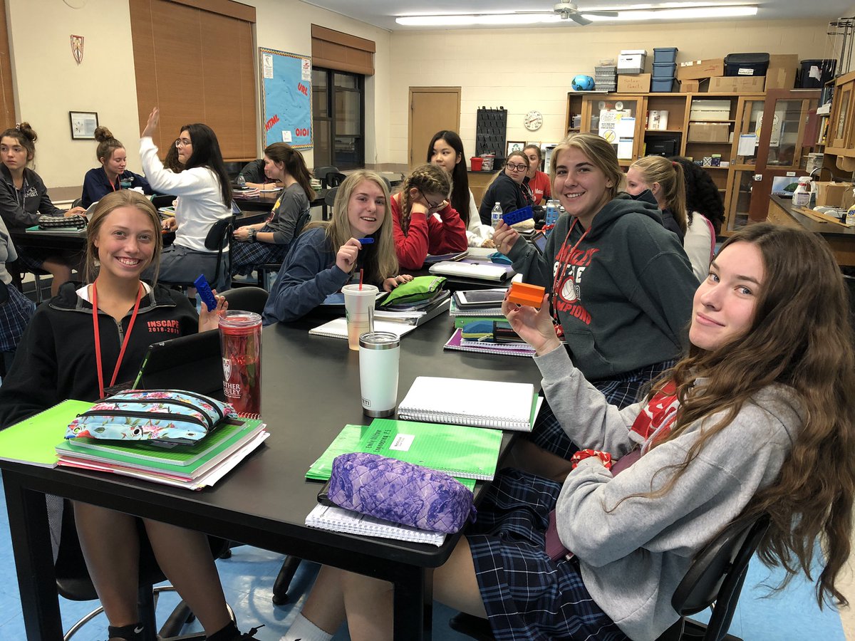 McAuleyMacs's tweet image. Students in Mr. Thomas’ Engineering Principles Class are using the 3D printer to make personalized key chains! Our Macs designed their key chains using SketchUp software earlier this week & were thrilled to see their finished products today! #engineeringprinciples #3Dprinting