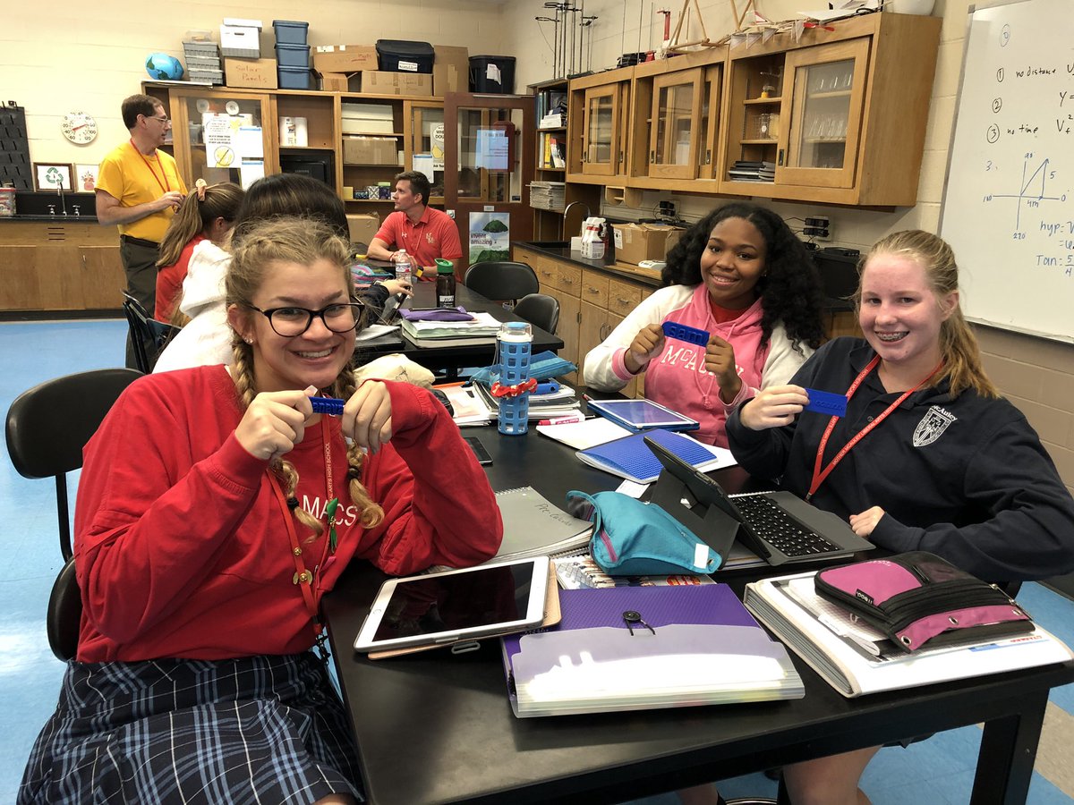 McAuleyMacs's tweet image. Students in Mr. Thomas’ Engineering Principles Class are using the 3D printer to make personalized key chains! Our Macs designed their key chains using SketchUp software earlier this week & were thrilled to see their finished products today! #engineeringprinciples #3Dprinting