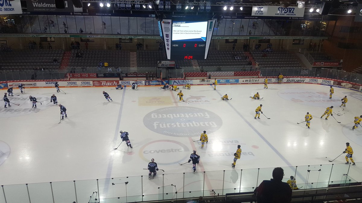 FranzBuechner's tweet photo. Teil 1 meines langen #MagentaSport-Wochenendes: @SERCWildWings vs @KR_Pinguine, live ab 19:15.
#SWWvsKEV
🎙🏒🚀 https://t.co/ctle5em0cC
