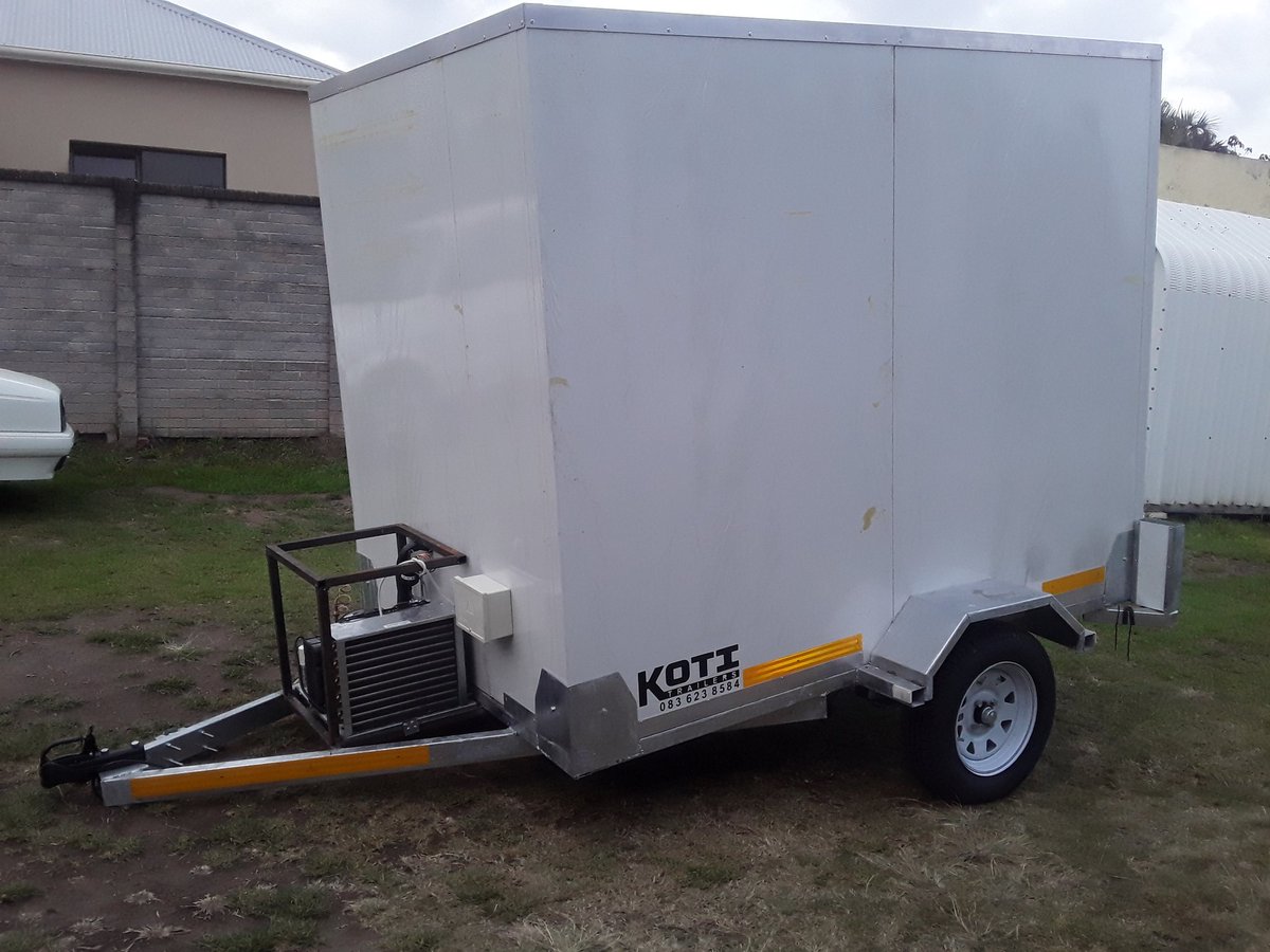 KotiTrailers's tweet photo. #MobileFridge PE bound, 2nd one in 2yrs for my Customer...LEVERAGE THE BEST #KotiTrailers
MONTH END SPECIAL- September 2019
Priced at R38000
Enquiries:
Cell; 0836238584 & WhatsApp
- Size: 2.3m x 1.6m x 1.9m Kitchen
- Chassis frame galvanized
- Logbook for Licensing supplied! https://t.co/CyqN3xIx8g