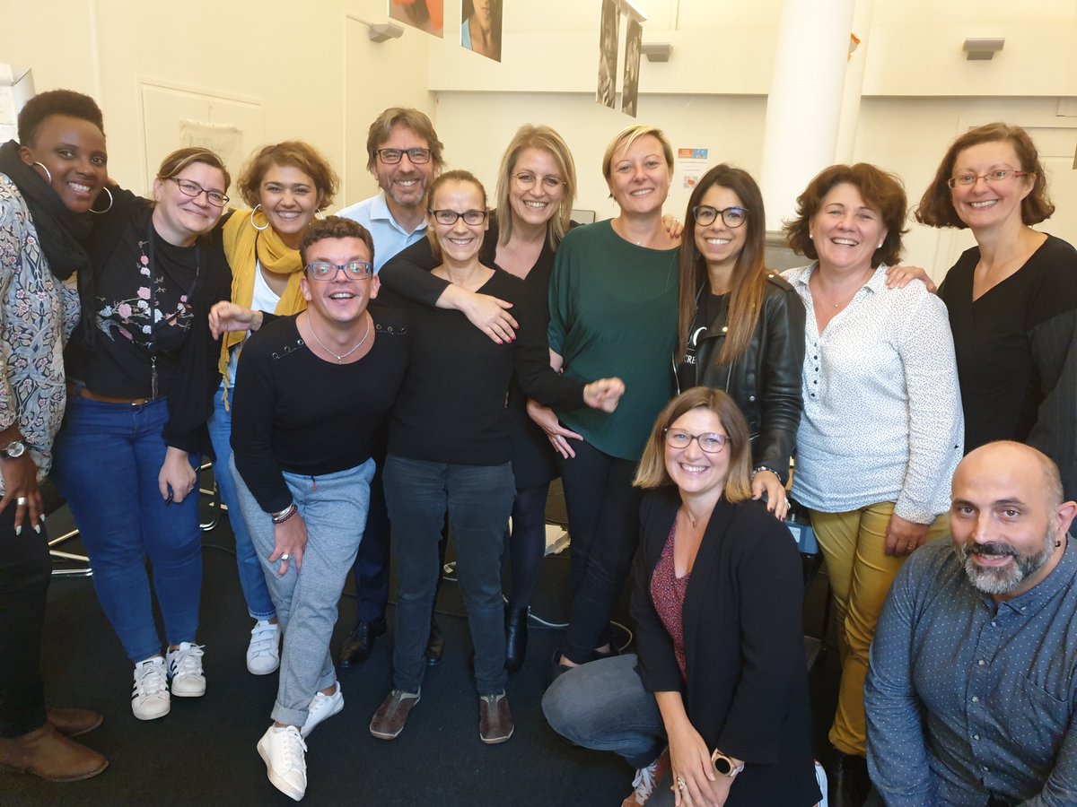 valcarre's tweet photo. 2 journées de formation riches de partages et d'échanges  autour de la #posture client, de la découverte les besoins, de la proposition de la solution🤝. L'apprenant est bien au coeur de nos préoccupations et de nos dispositifs. #Orange #OneDef @abaronnet67 @vallot_sophie 😀 https://t.co/2Okw8zo0Hc