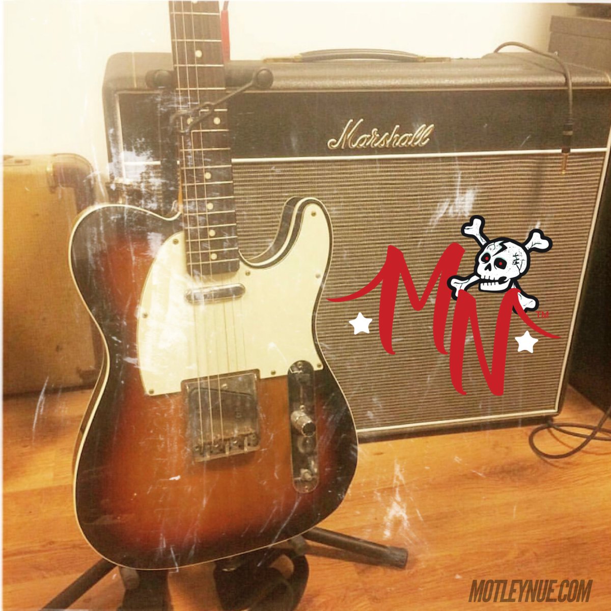 MotleyNue's tweet photo. 🤘 https://t.co/6GX0EBvNi1 🤘
•
#motleycrue #crueheads #stevehott #stevehottrocks #thedirt #thedirtmovie #nikkisixx #vinceneil #mickmars #tommylee #motleycrueforever #motleycruefans #kickstartmyheart #girlsgirlsgirls #lasvegas #glamrock #metalbands  #80sbands #vegasshow https://t.co/IFD1BIVNiS