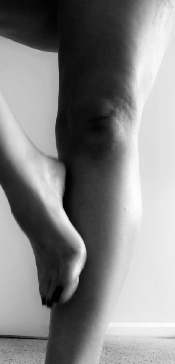 itswanhedabitch's tweet photo. It’s a #losersdream to be head to floor knowing what’s standing above you but not having permission to look hahaha I know you can’t contain yourself you disgusting little #footfreak #footfetish #findom #alphafemale #rulerofmen https://t.co/KtsbQurkAu