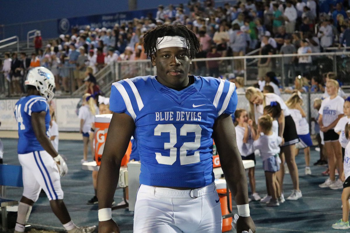 justin32burch's tweet photo. G A M E D A Y 😏 #BeatBeech https://t.co/REY8N4enMB