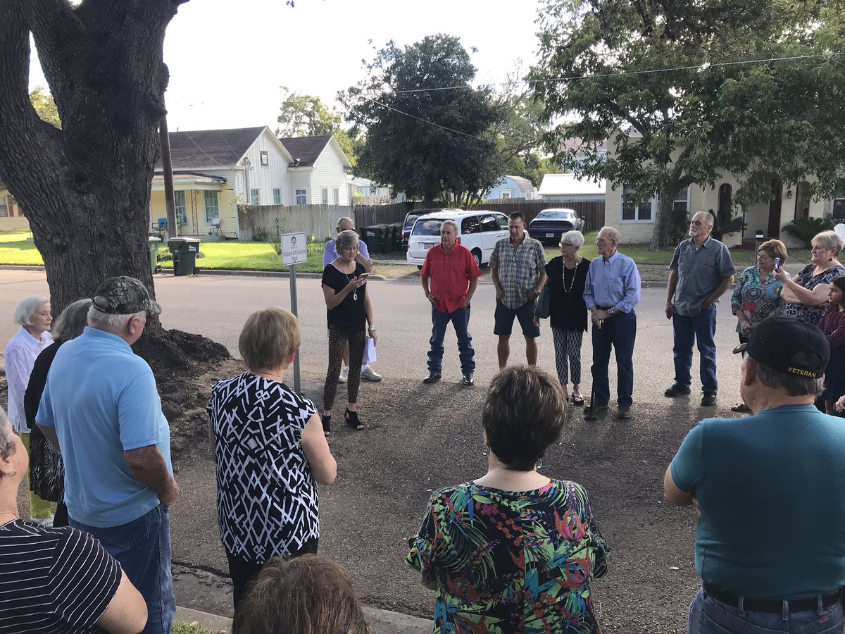 DeWittAgAgent's tweet photo. The Cuero Tree Board had their 3rd tree naming event this morning. This one was special, as this tree was named in honor of Wallace &amp; Elizabeth Beck. Wallace was a long-time DeWitt County Commissioner, and was part of the Commissioners Court that hired me here in 1995. https://t.co/Vdn9kzWdq5
