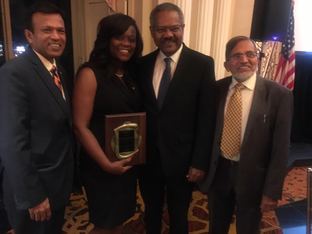 AMBichotte's tweet photo. Proud to have been honored as keynote speaker and honoree as champion of #MWBE Community at #SouthAsianAmericanAssociationInc #SAAAI congrats to @JonDoris1 #economicdevelopment https://t.co/UOWVEiZ0a3