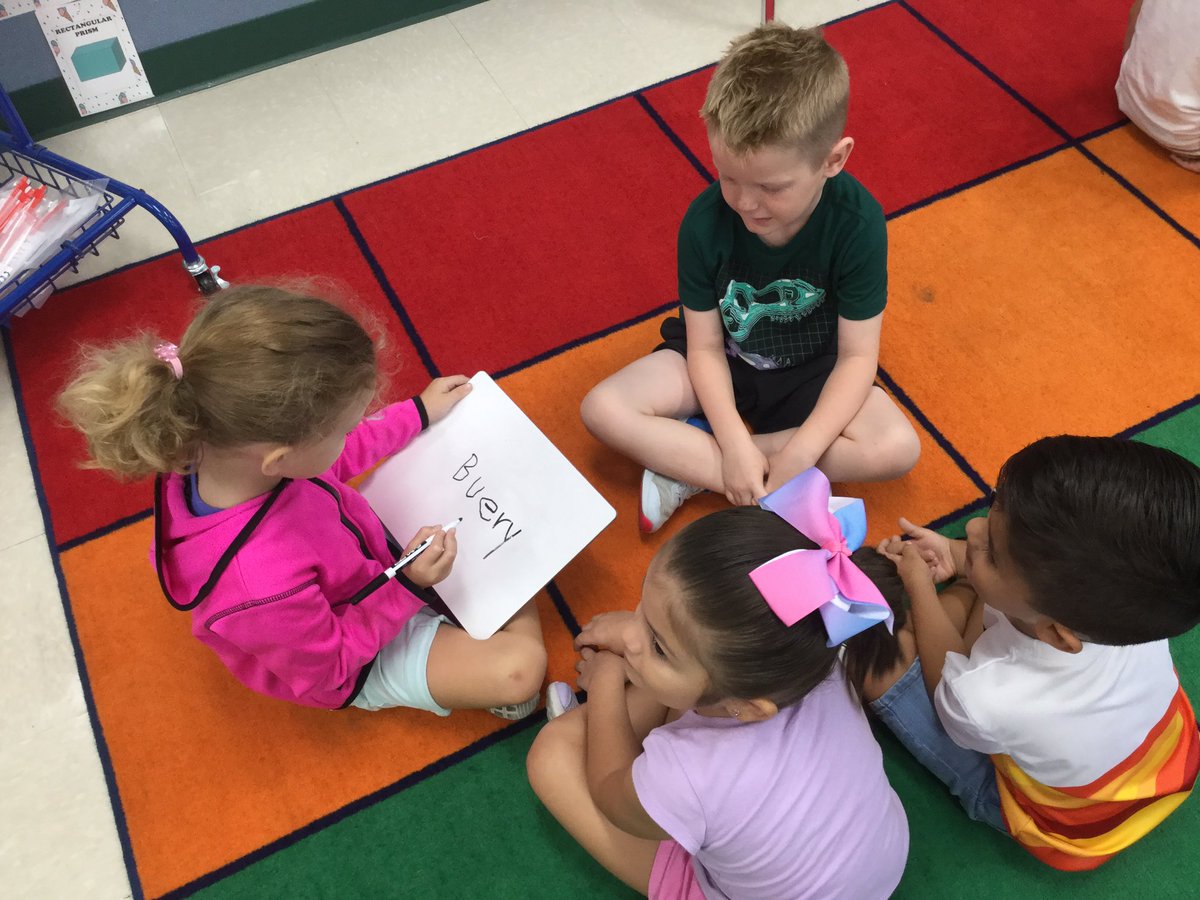 Mabel helping us change our names into funny words! #LeadtheCharge #MabeltoBabel <a href="/NISDKallison/">Kallison Elementary</a> <a href="/nisdelemelar/">Elementary ELAR</a> <a href="/KallisonKinder/">Kallison Kinder</a>