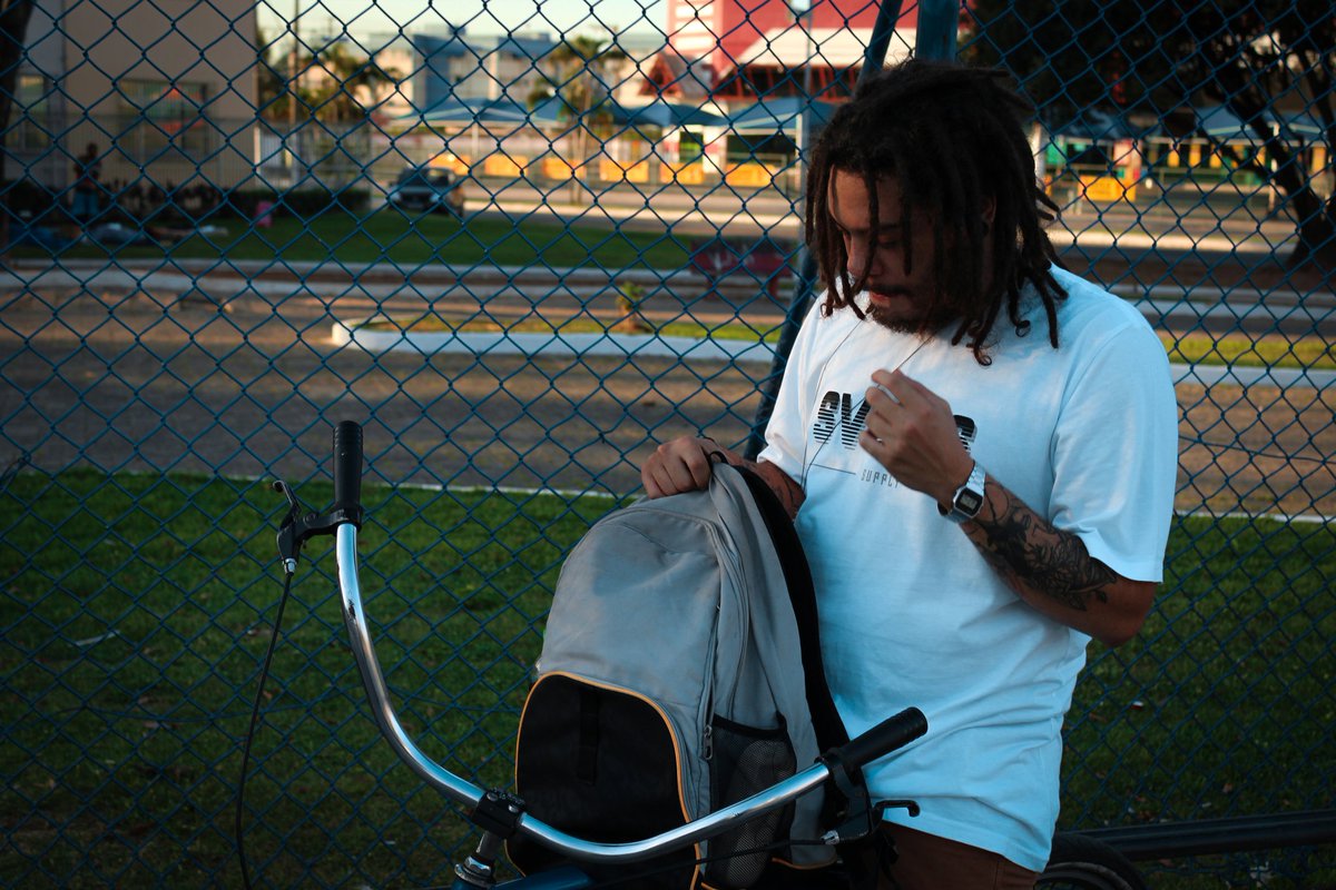 SuablesSupply's tweet image. Camiseta Suables Supply 3D White. As ruas pedem, nós oferecemos! Encomendas via Direct. #SuaBless | 📸 @hro_027 .
.
.
. 
#modacapixaba #modamasculina #fashion #moda #capixabadagema #es #espiritosanto #vv #vilavelha #rapes #rap #hiphop #drop