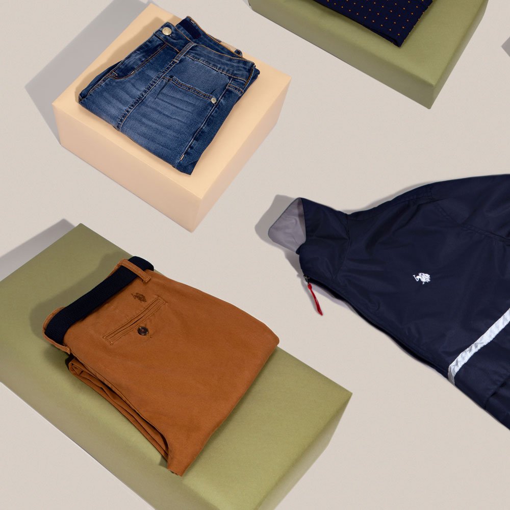 USPoloAssnUSA's tweet photo. Mix and match our favorite tops and bottoms for the cool, crisp days of fall. πππ #WardrobeBuilders #Layering
#MixAndMatch #USPAstyle https://t.co/sThPDmsrE3