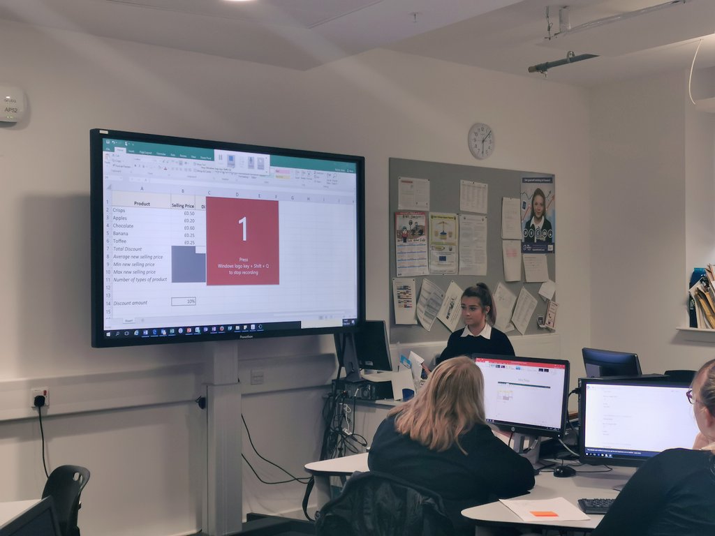 MarrBusiness's tweet photo. Some of our Digital Champions were teaching students how to perform functions using @msexcel and how to use screen recorder to record their own Excel revision videos 👏🏻😊 #StudentsLeadingLearning @microsofteduk @MarrColOfficial @MicrosoftPower2 #MIEExpert https://t.co/qwbWVTuQIJ