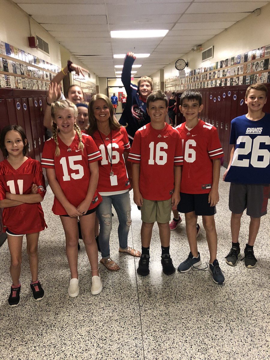 KMS_6thgrade's tweet photo. KMS Spirit Week: Jersey Day! @wcsdistrict @KilbourneMiddle #itsworthit https://t.co/OYMy0b8Cb7