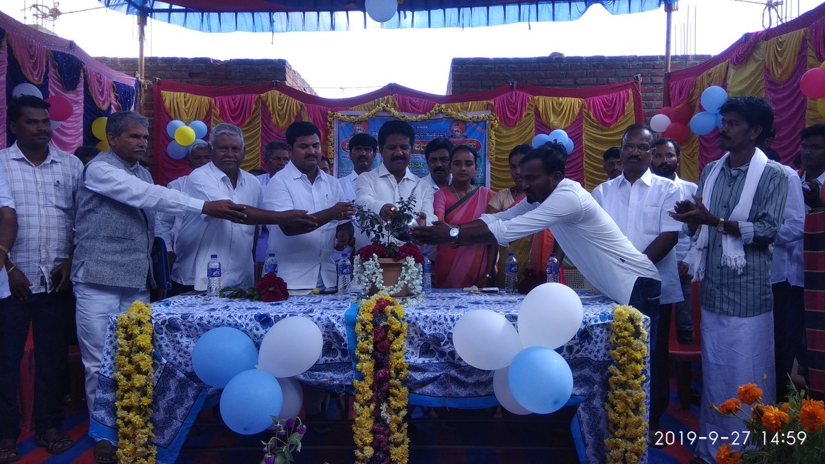 TEAM_KSKSGS_BBL's tweet photo. ಕಿಚ್ಚ ಸುದೀಪ ಗ್ರಂಥಾಲಯವನ್ನು ಇಂದು ಅದ್ದೂರಿಯಾಗಿ ಉದ್ಘಾಟಿಸಲಾಯಿತು....  @KicchaSudeep @iampriya06 @cdksss_official @HTKSSSOFFICIAL @BeingSudeepians @CDKSFA_Official https://t.co/0LAJdcqbko