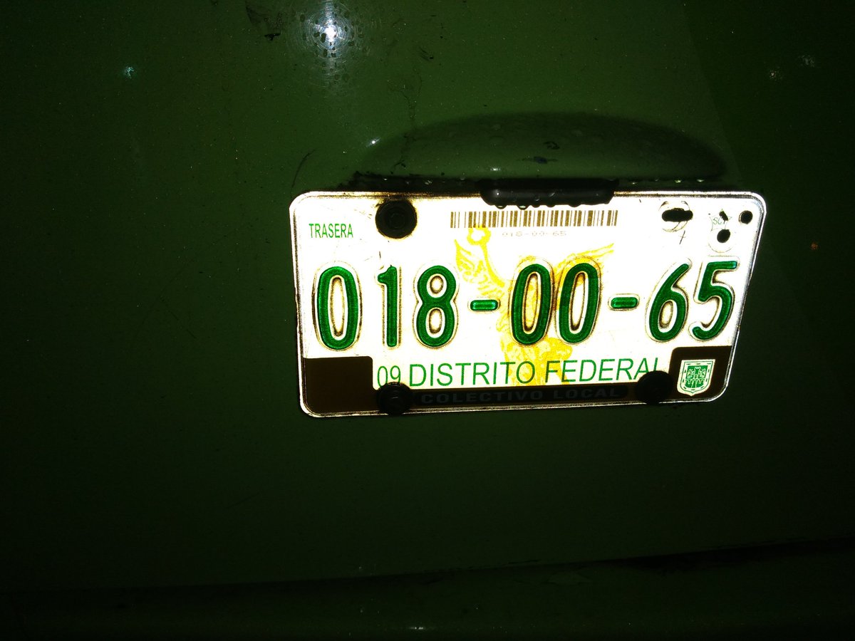 Executive_mx's tweet photo. @Claudiashein ayuda, ruta 18 la hace otra vez. Corrupción en @PGJDF_CDMX  GAM-2 liberan unidad que dejó lesionados a varios pasajeros @ErnestinaGodoy_  orden desde adentro. Y castigo ejemplar a funcionarios involucrados. Camión con # eco alterado. Seguro estuvo en otra situación https://t.co/FULC7zUDZI