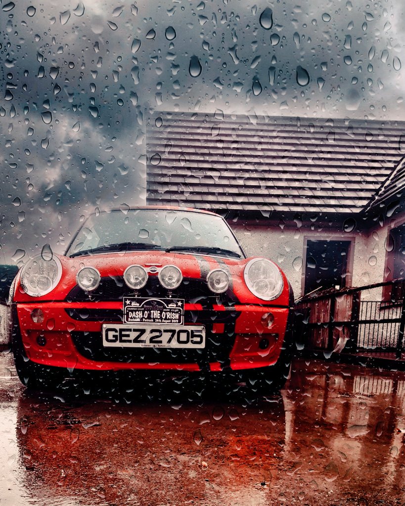 fobakesbadly's tweet photo. Rainy days #Mini #minone #miniac #jcw #chillired https://t.co/wWTV47lkV1