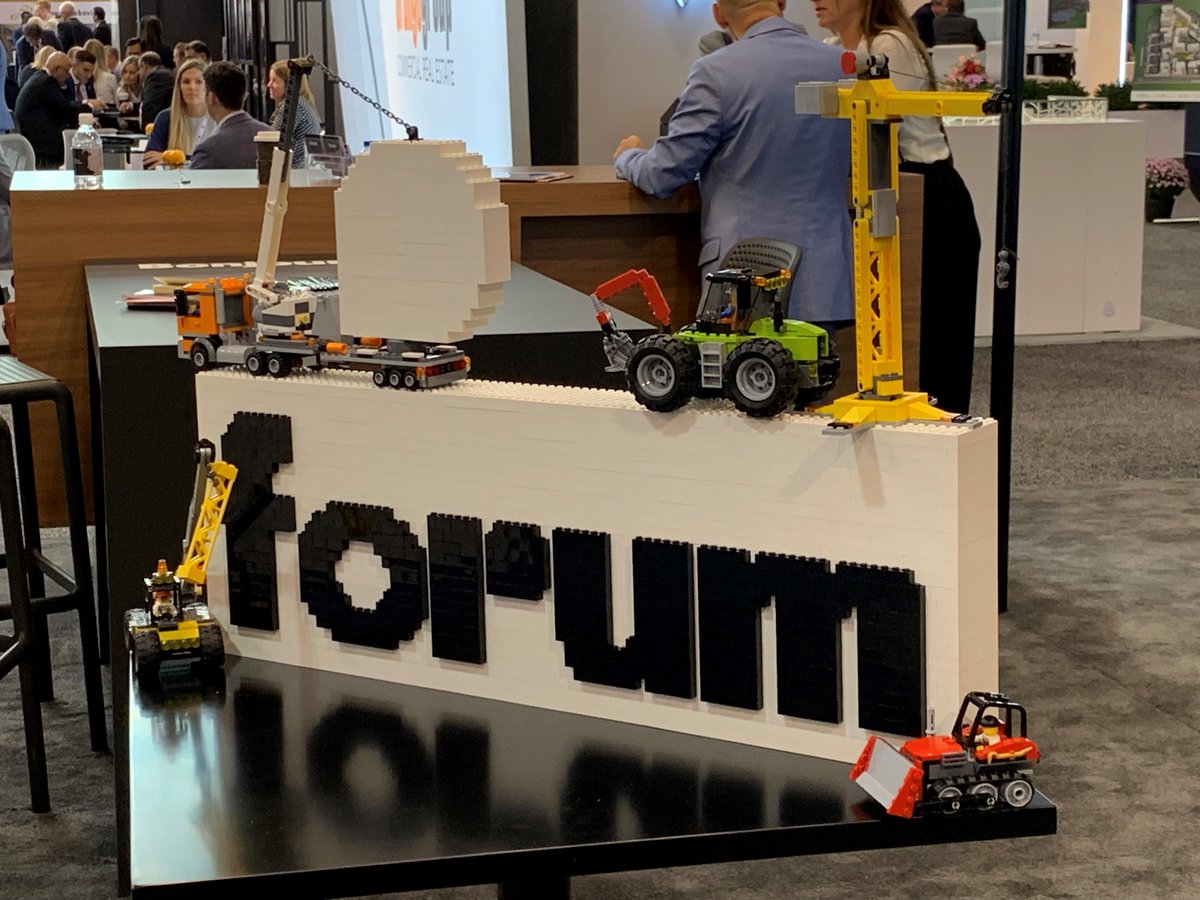 Groupe_Forum's tweet photo. LEGO &amp; ICSC Toronto -🏗🚧https://t.co/V6mbws47xQ

LEGO au ICSC de Toronto 🏗🚧
https://t.co/V6mbws47xQ https://t.co/OCqAElNlyP