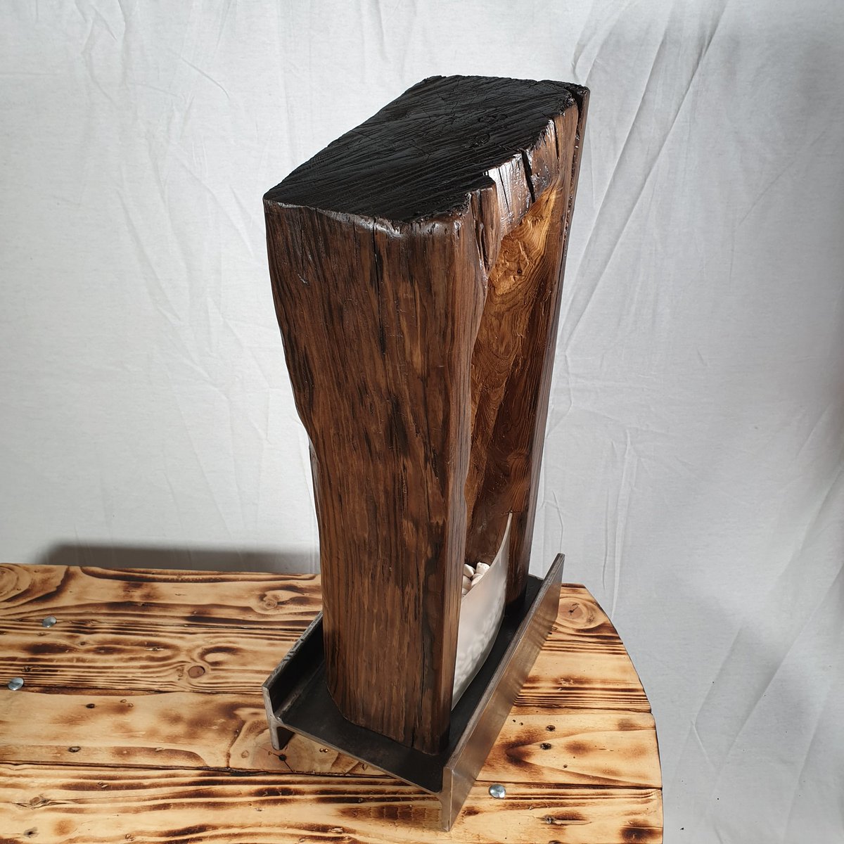 RustyDiamondSa's tweet photo. This very #heavy one of a kind #unique sideboard #lamp stands 24" high & 12" wide. Constructed of an #old #sleeper & #steel #girder off-cut, which gives a real #industrial feel, finished in a #highgloss #varnish to reflect the #light.
Message for any info or prices.
#rustydiamond https://t.co/mxXtGArBuC