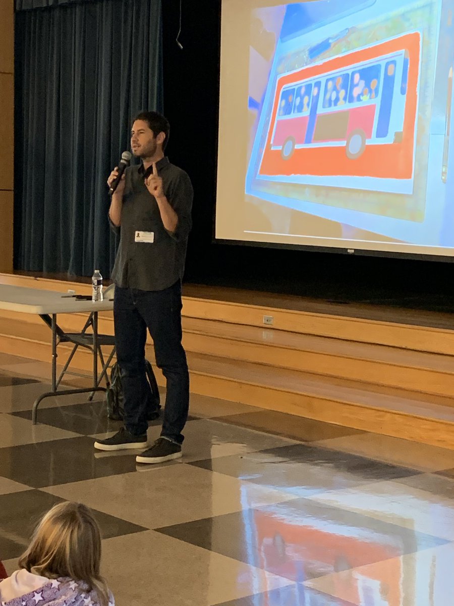 UESLibrary's tweet image. Thank you @mattdelapena for an awesome visit today. The students were inspired by your messages. Thank you @mschwander for organizing. @UESPrincipal