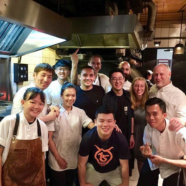 ainarestaurant tweet media