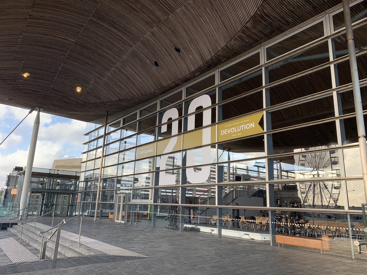 WorkingWordPR's tweet photo. The @BBCWales annual Patrick Hannan lecture from @VaughanRoderick kicks off tonight’s #GWLAD proceedings at the Senedd, which will be swiftly followed by @machcomedyfest featuring @Tudur and friends #edrychymlaen #datganoli20 #devolution20 https://t.co/dFHW0Hyiti