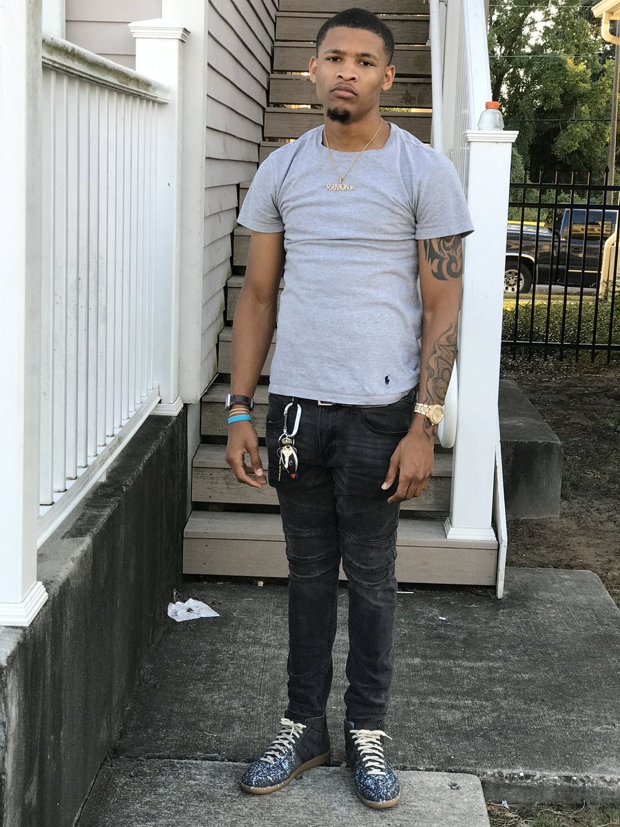 a1nigga3's tweet photo. Stand on All 10 Toes By My Self 💪🏽💯 #BDE 💉 https://t.co/ntYayVGMng